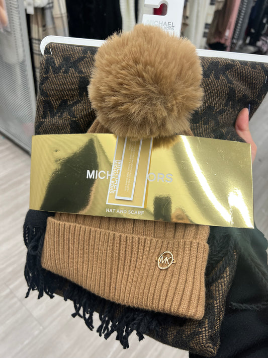 Michael Kors hat set